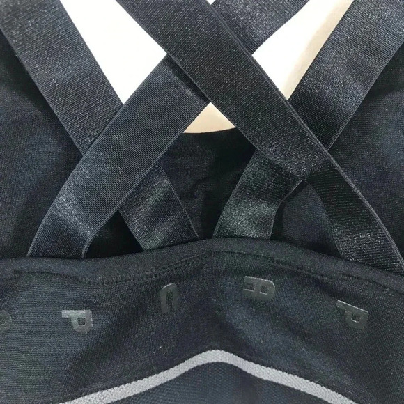 Puma Letter Logo Cross Back Sports Bra - Picture 4 of 7